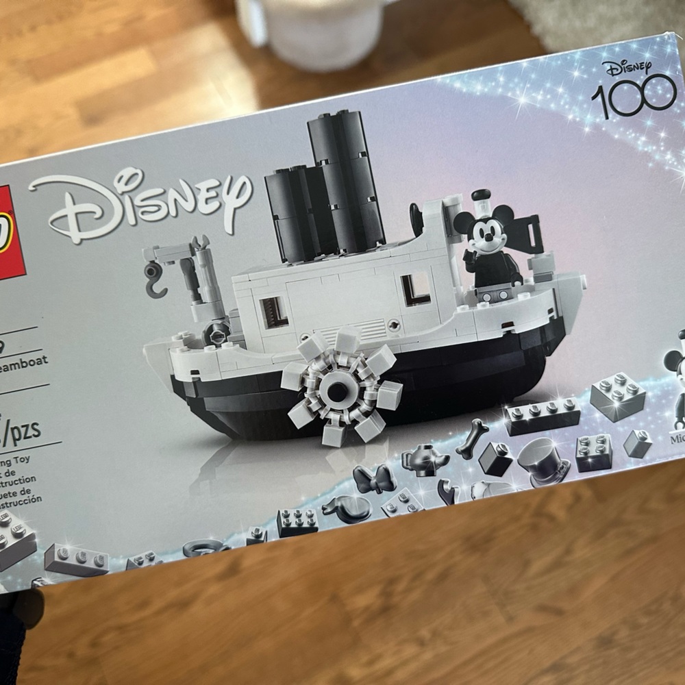 Disney 100 steamboat Willie Lego set